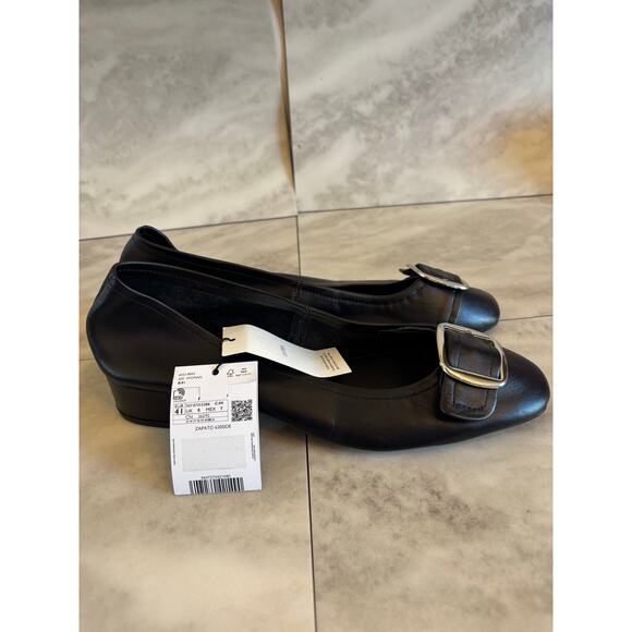 MNG Shoes - Mango MNG Women’s Buckle Leather Shoes Black Block Heel Size 9.5 New With Flaw